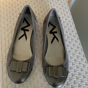 Anne Klein grey flat shoes